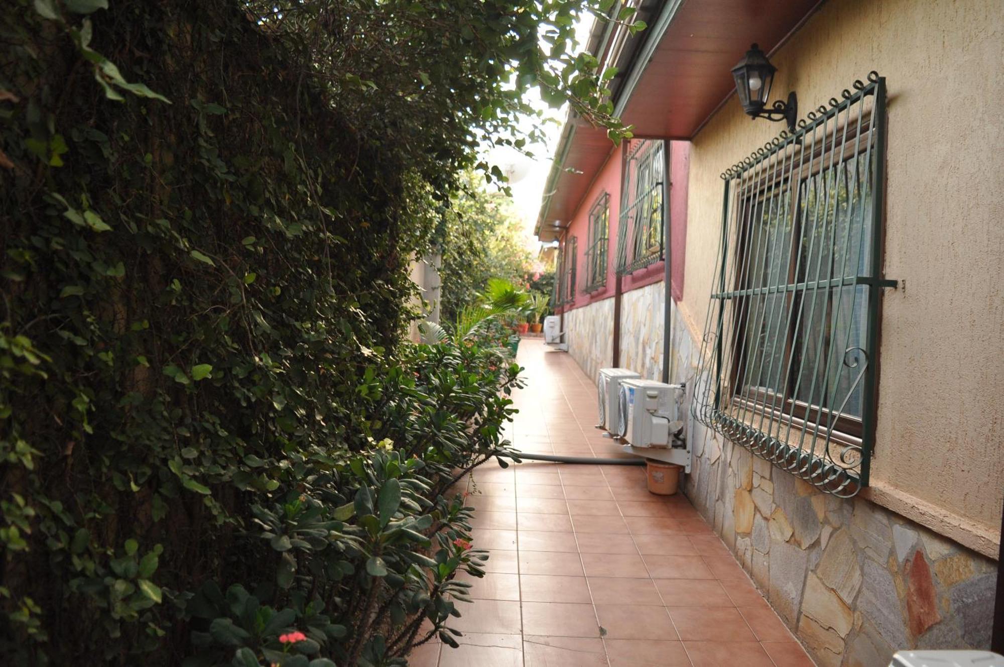 Santa Monica Home Lodge Senchi Ngoại thất bức ảnh