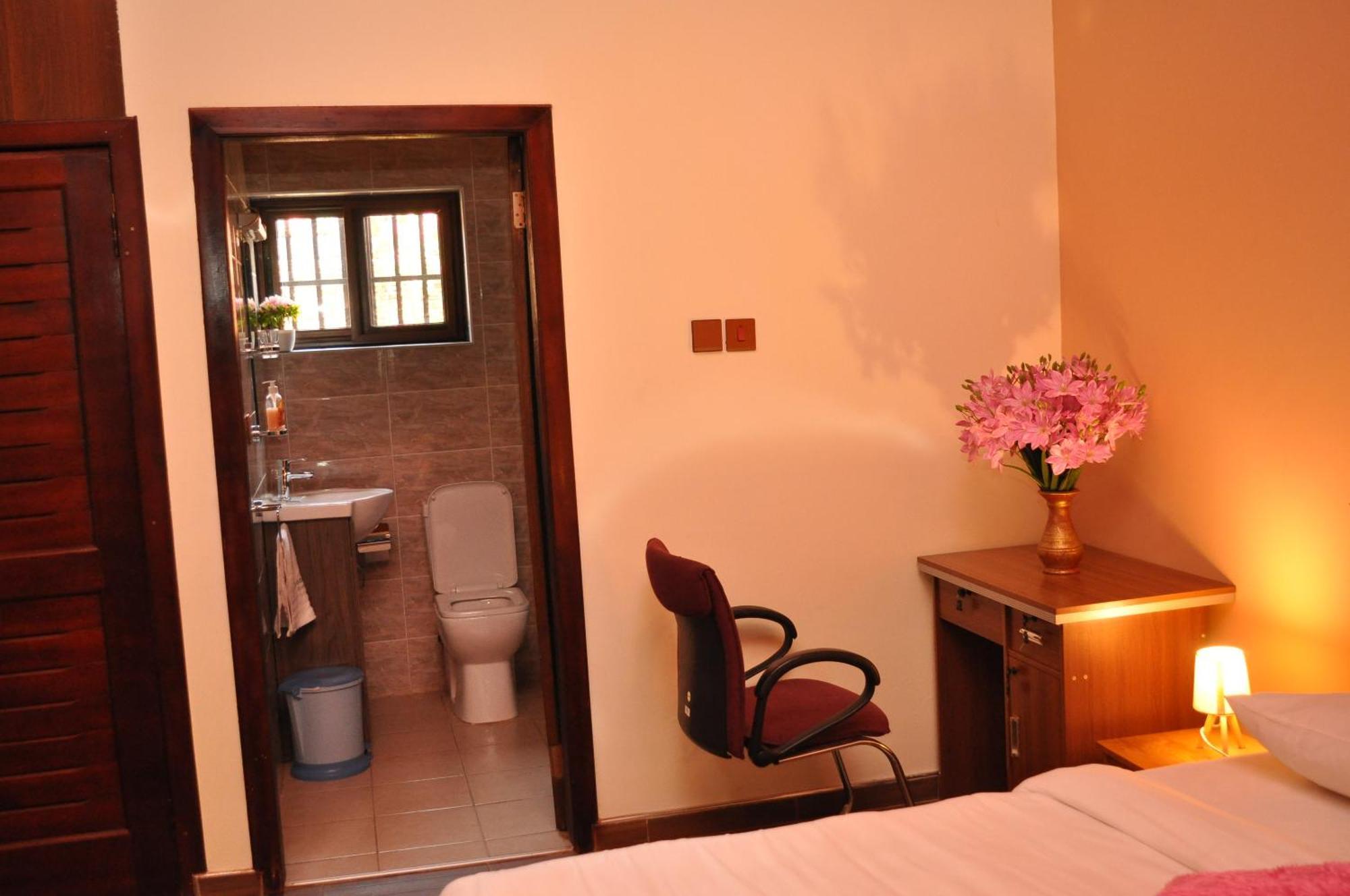 Santa Monica Home Lodge Senchi Ngoại thất bức ảnh