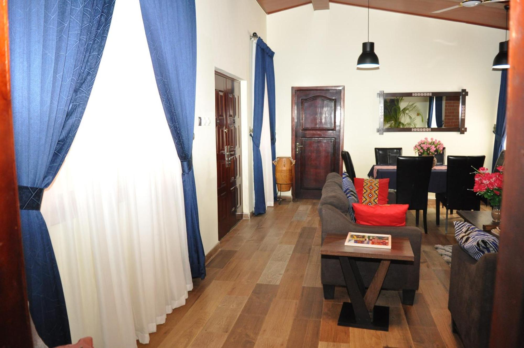 Santa Monica Home Lodge Senchi Ngoại thất bức ảnh