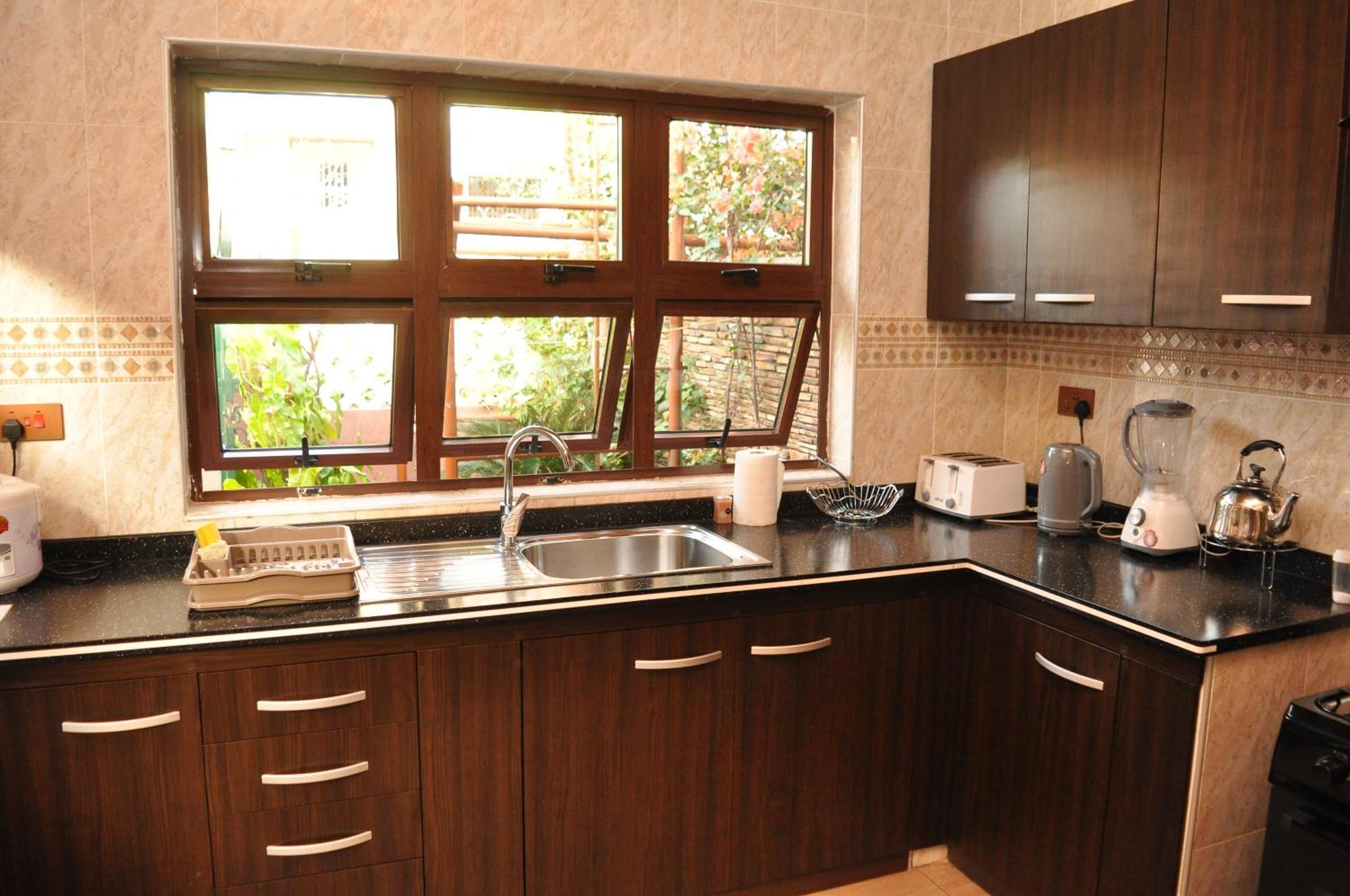Santa Monica Home Lodge Senchi Ngoại thất bức ảnh