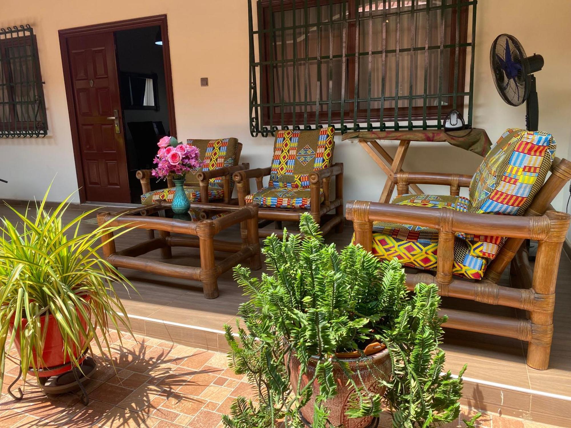 Santa Monica Home Lodge Senchi Ngoại thất bức ảnh